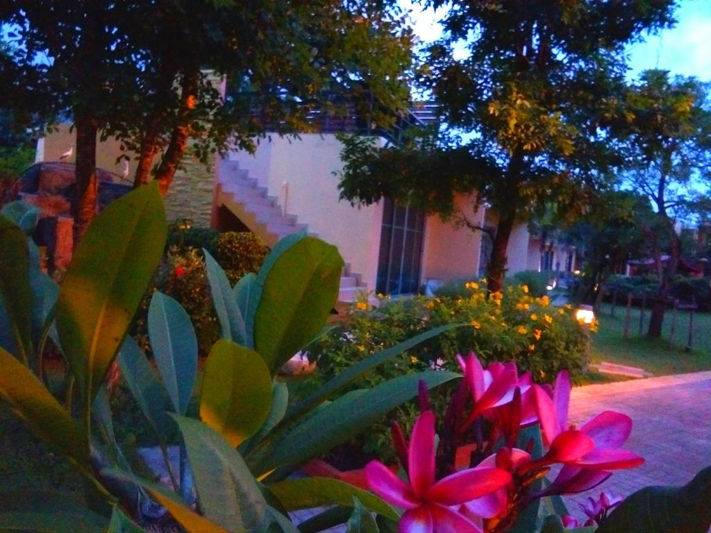 Aparthotel Proud Garden à Bang Bo Extérieur photo